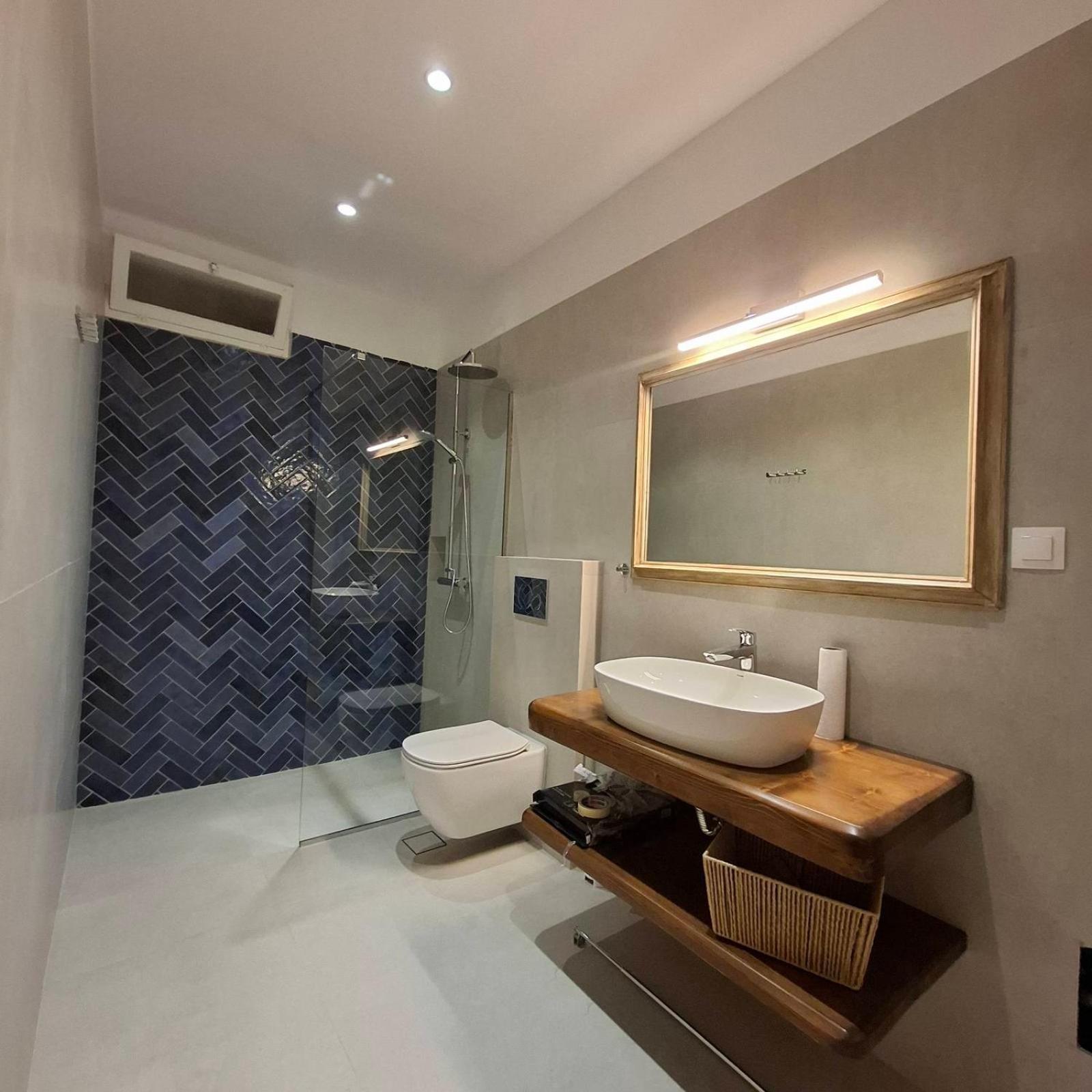 Aquarella-Stylish Veranda Apartment In Centre Of Poros Town Ngoại thất bức ảnh