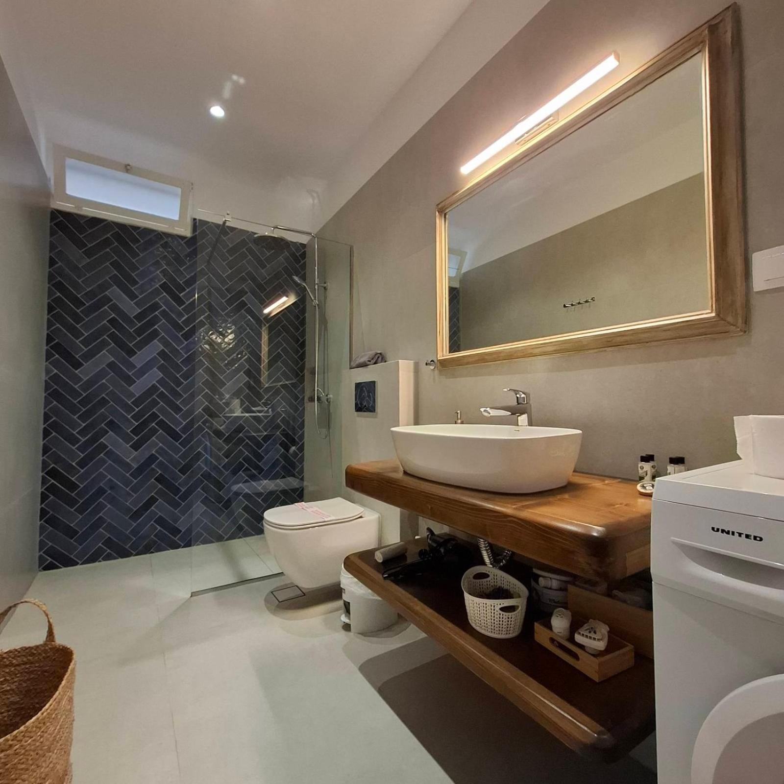 Aquarella-Stylish Veranda Apartment In Centre Of Poros Town Ngoại thất bức ảnh